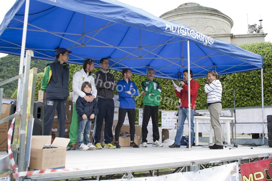 8K, Mezza Maratona e 1KM Run a Como 15 Maggio 2011 – le foto della premiazione 8K, Mezza Maratona e 1KM Run a Como 15 Maggio 2011 – le foto della premiazione