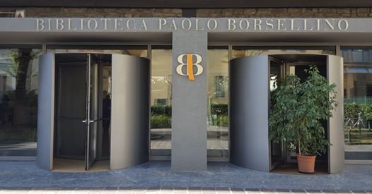 Biblioteca comunale como Paolo Borsellino